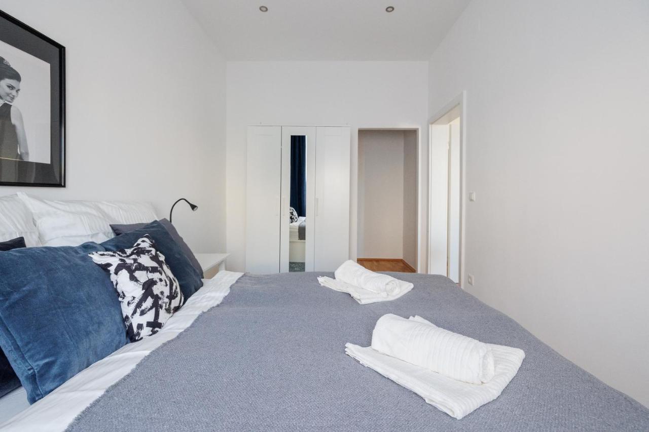 Central City Apartment - 2 Bedroom With Netflix Wien Eksteriør billede